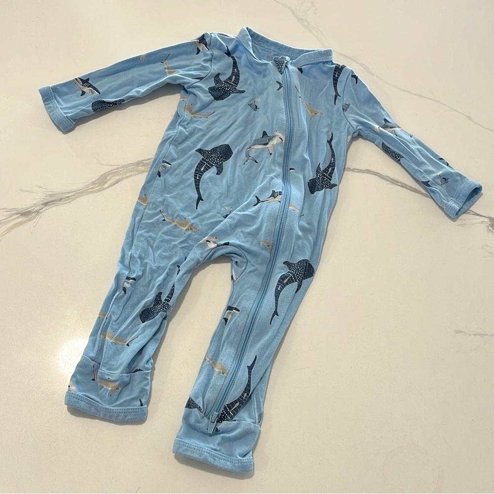 Kyte Baby Zip Up Onesie 🦈 Blue Ocean/ Shark Print Size 3-6 month